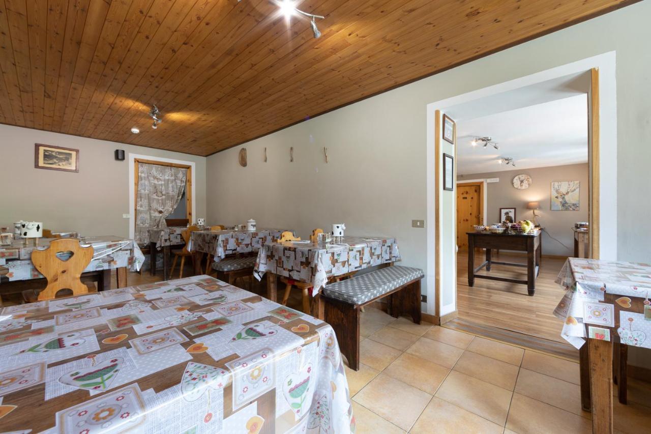 Hotel Meuble' Joli Breuil-Cervinia Exterior foto